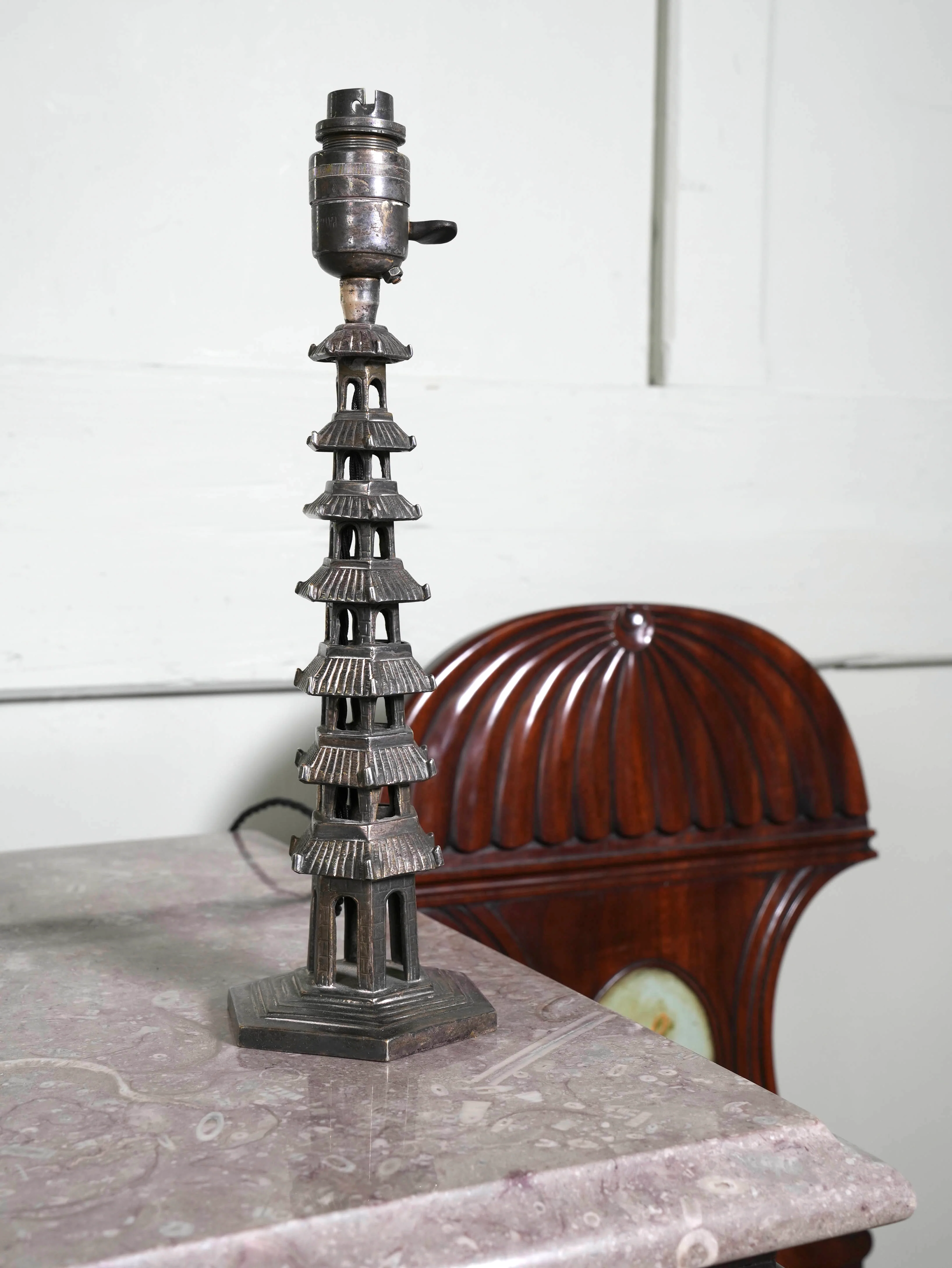 A Pagoda Table Lamp - Image 3