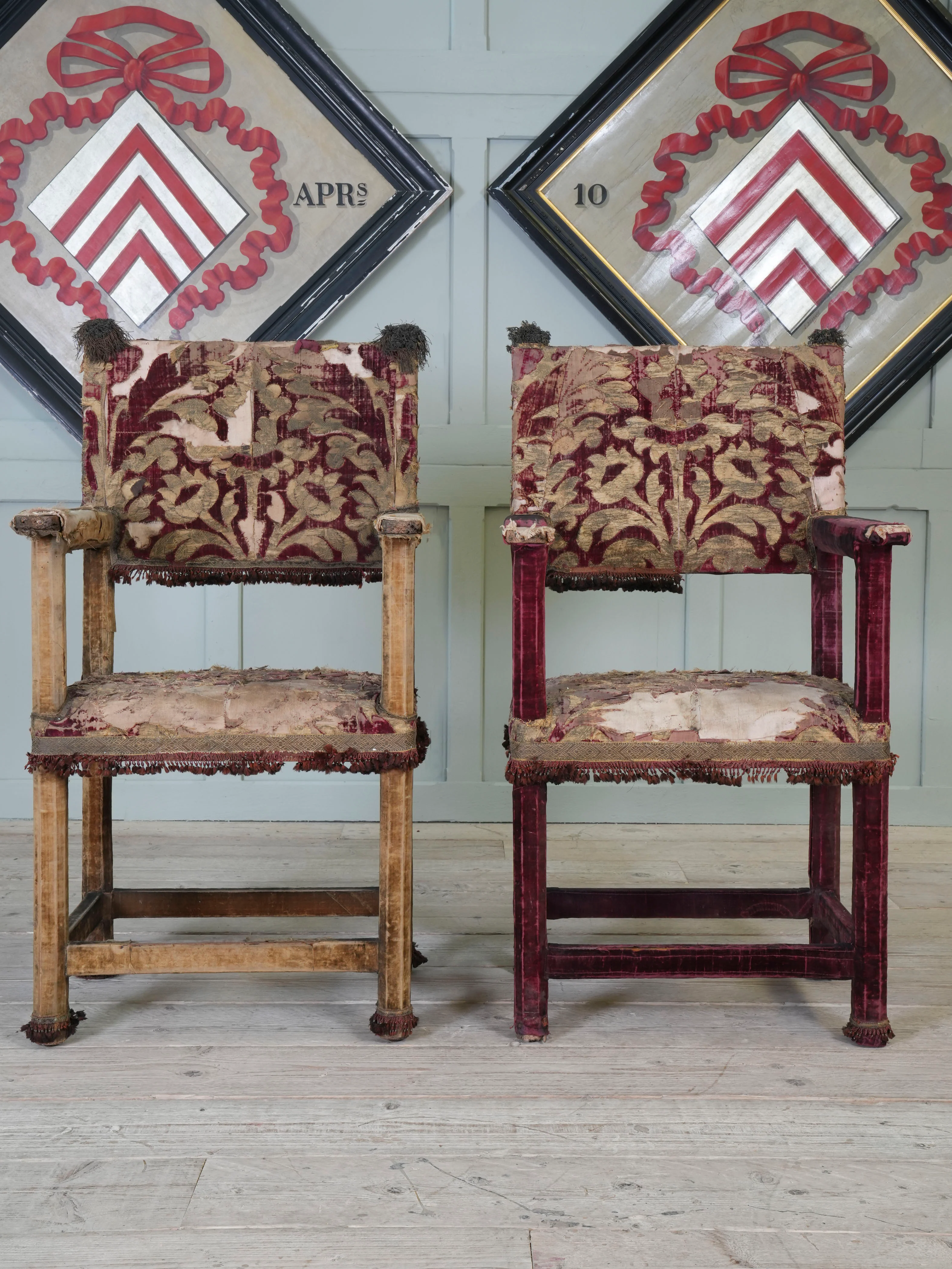 A Pair of Velvet Chairs in the manner of Lenygon & Sons - Image 2