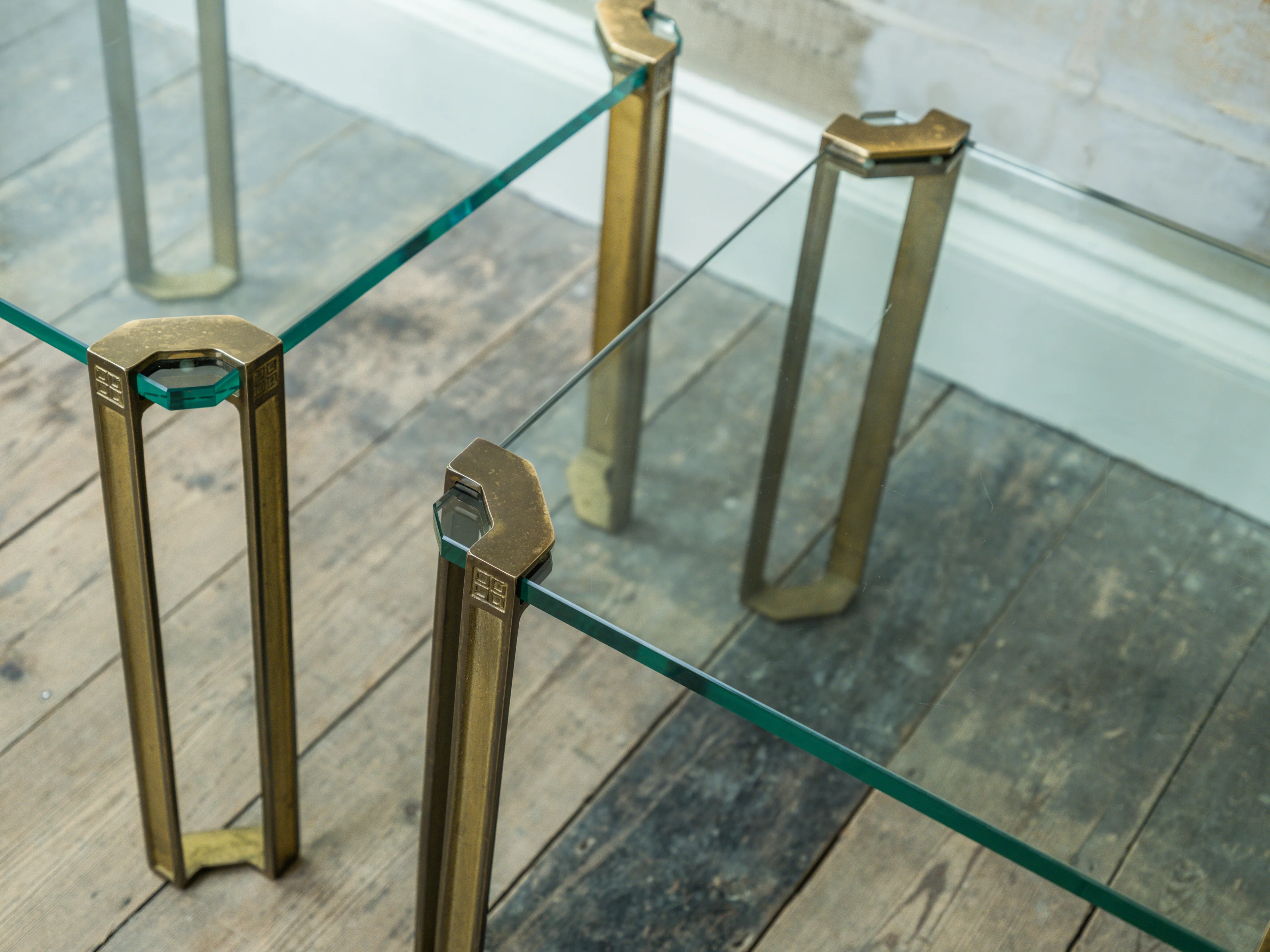 A pair of Peter Ghyczy Side Tables - Image 17