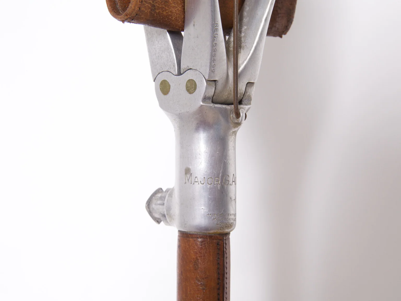 Ostrich Hide Shooting Sticks - Image 6