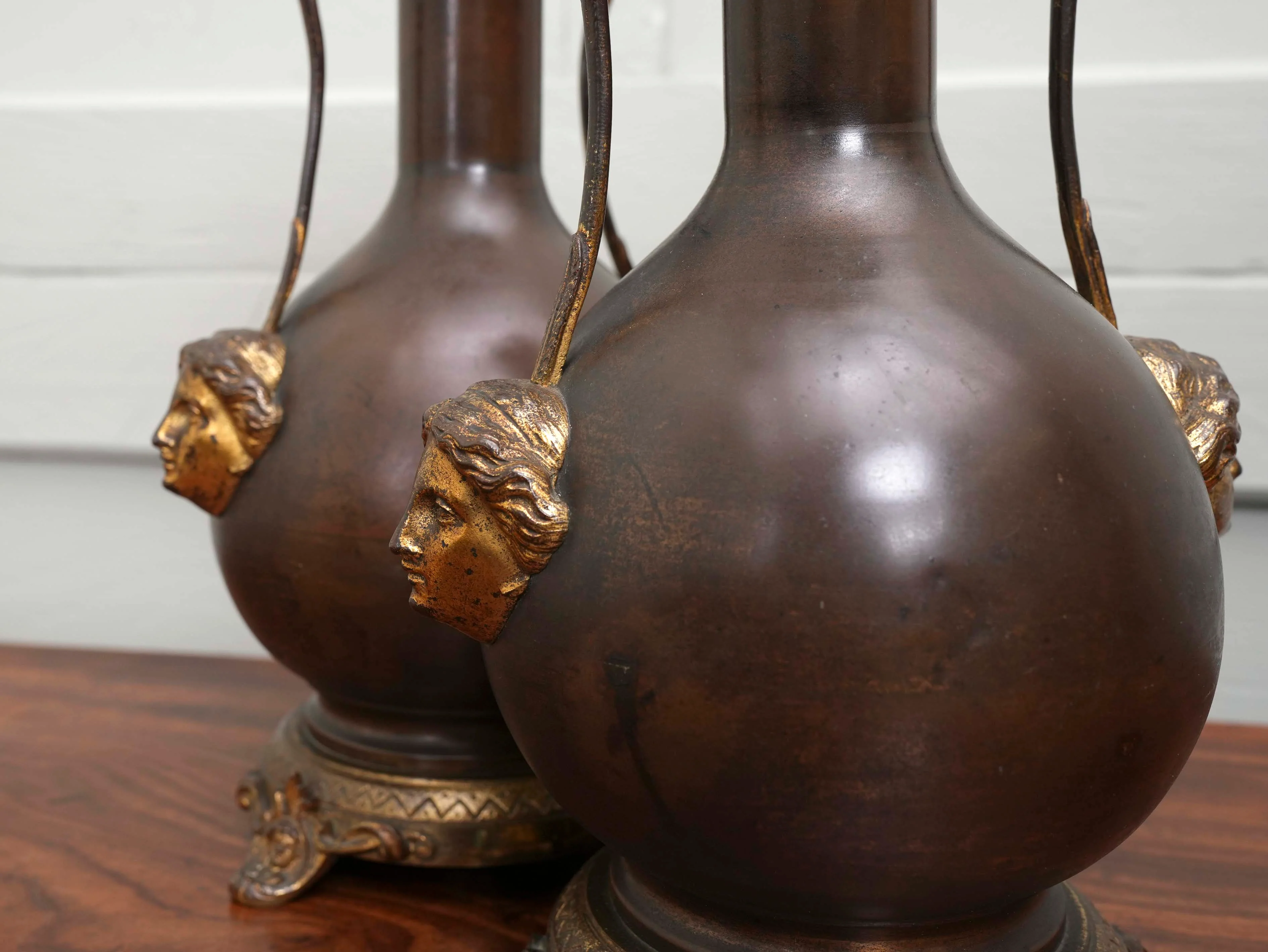 A Pair of Twin Handled Copper Vase Table Lamps - Image 6