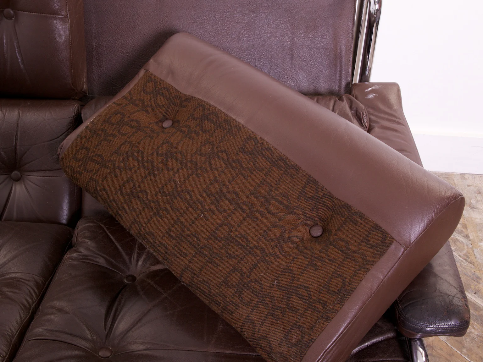 Pieff Alpha Sofa - Image 10