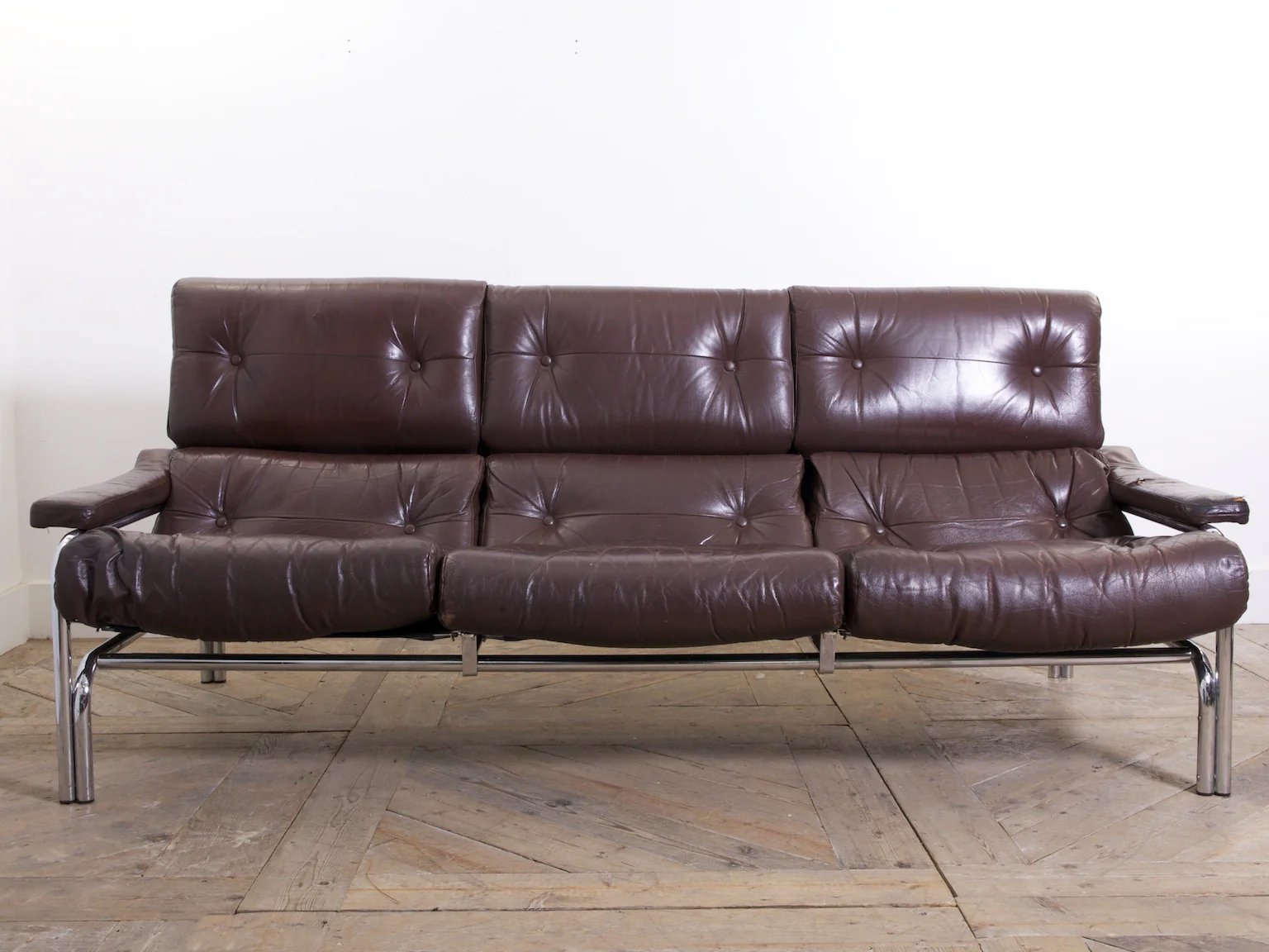 Pieff Alpha Sofa - Image 2