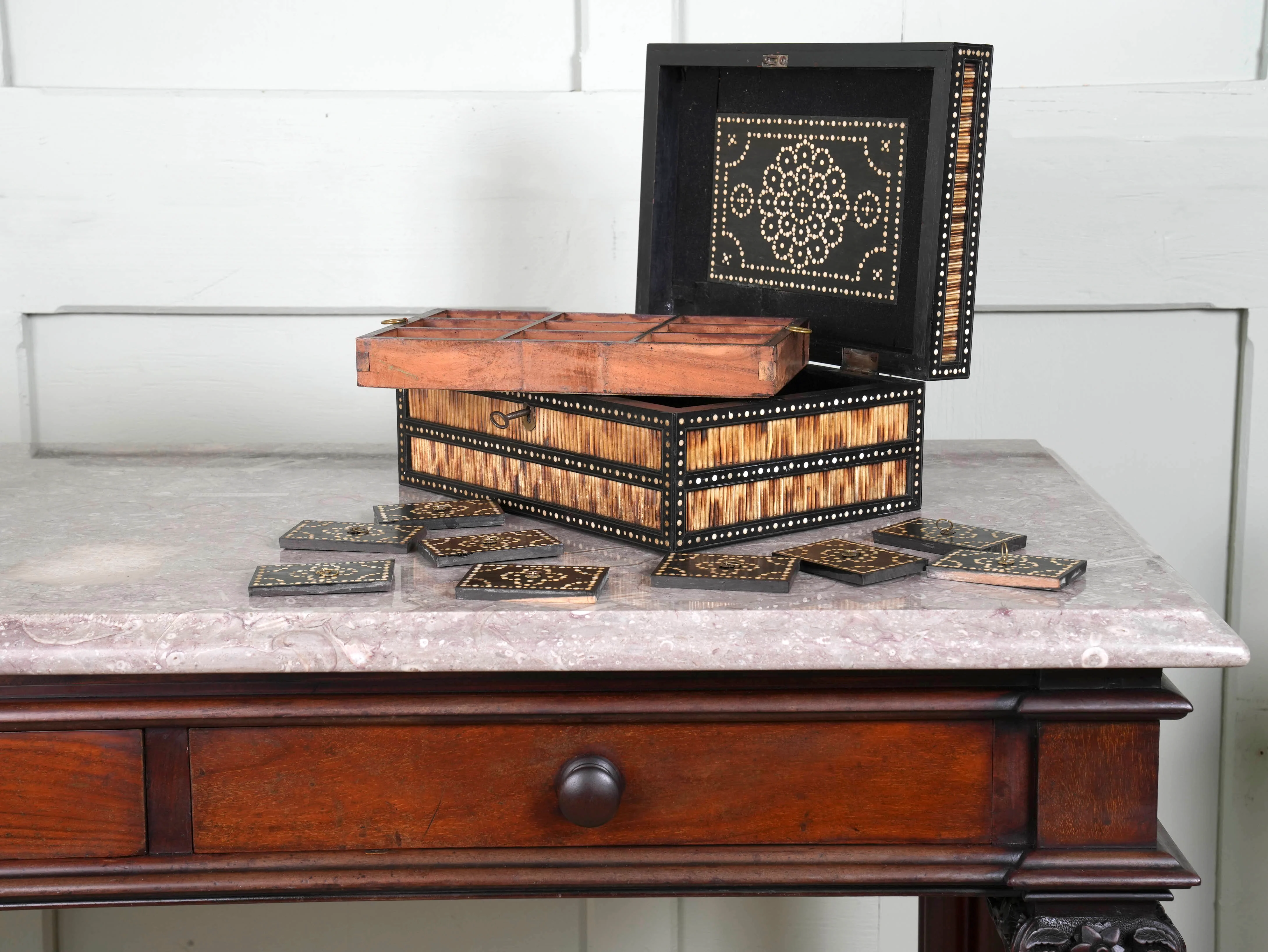 An Anglo Indian Porcupine Quill & Ebony Dressing Table Box - Image 8