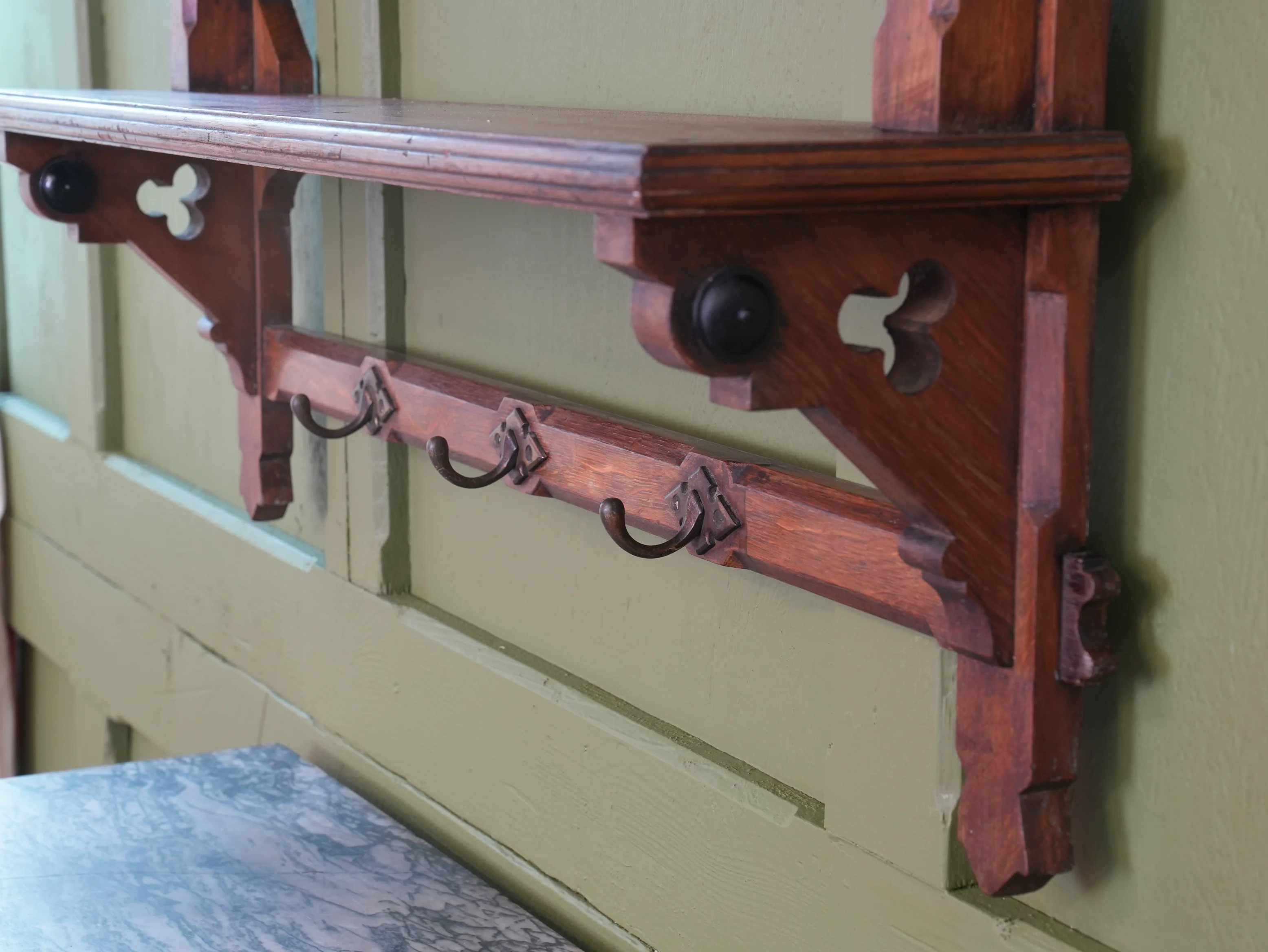 A Gothic Revival Hanging Rack - Image 4