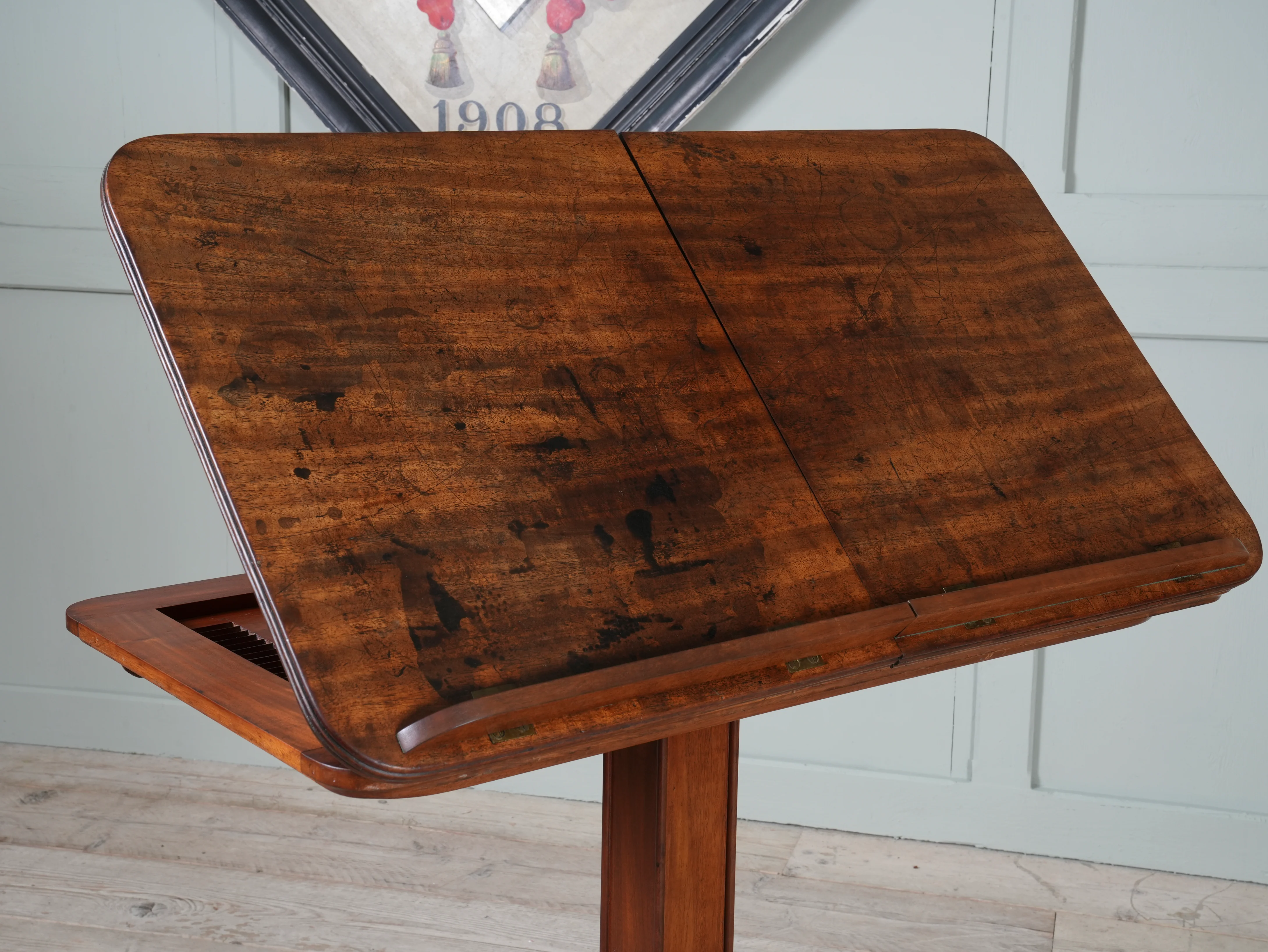 A Regency Mahogany Reading Table - Image 4