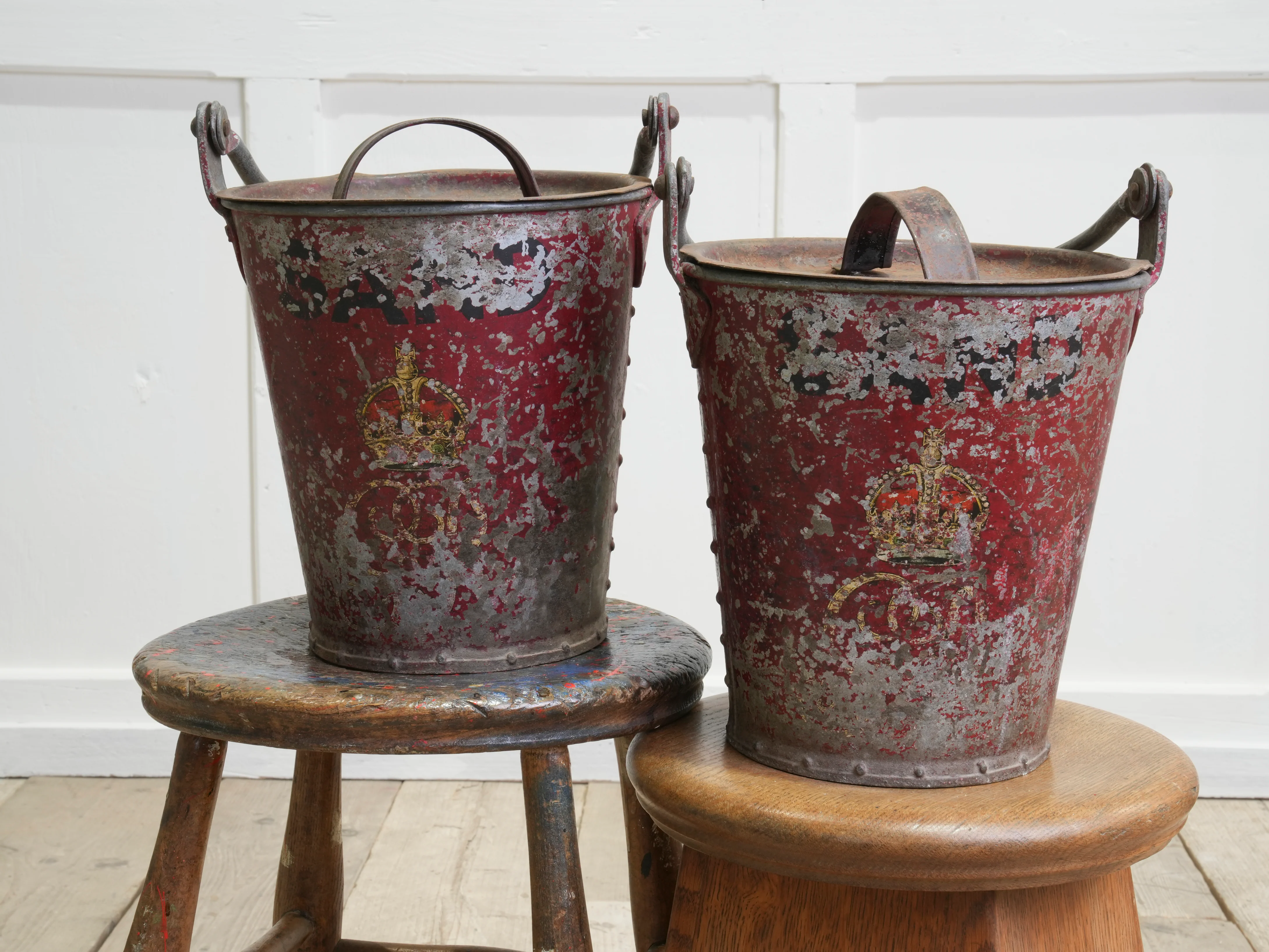 A Pair of 19th Century Sand Buckets - Image 4