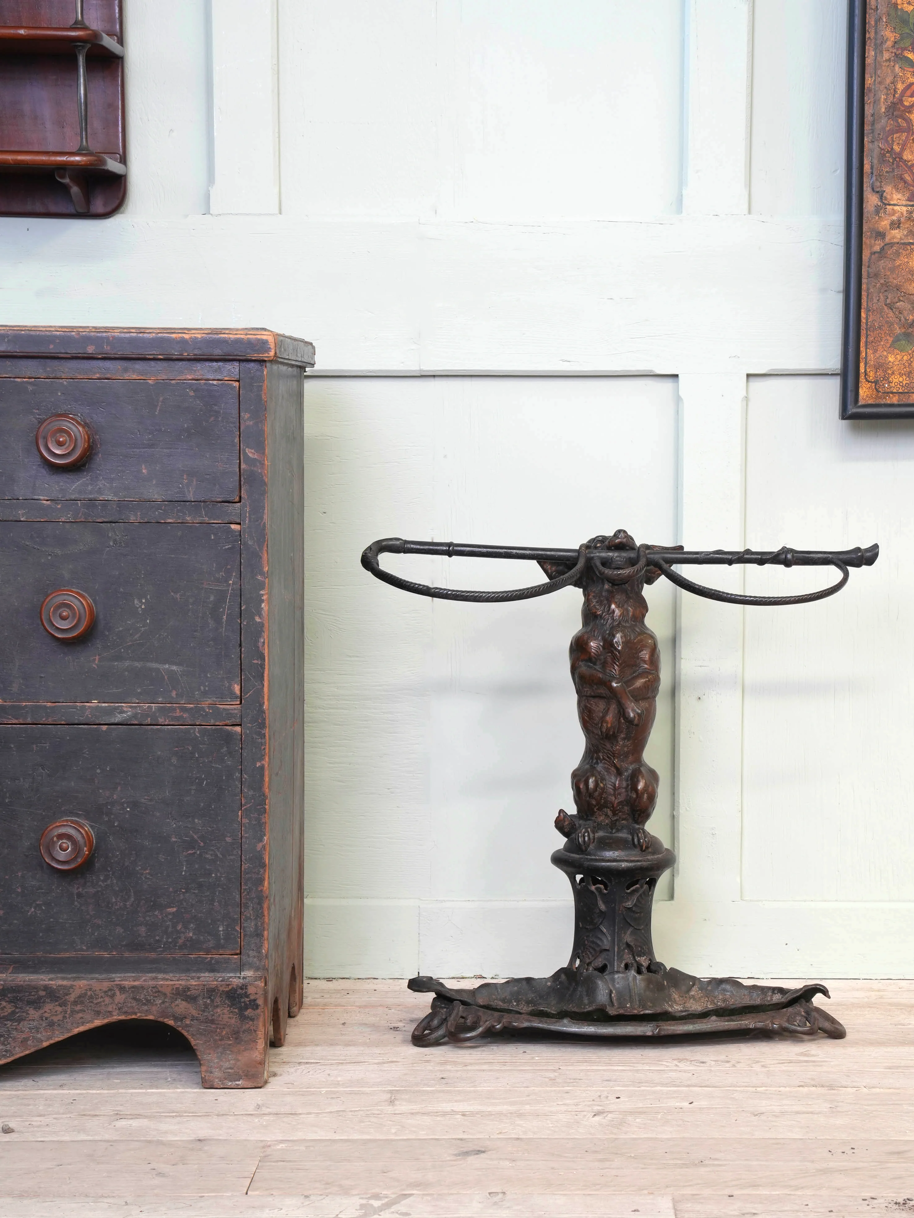 A Chihuahua & Crop Stick Stand - Image 8