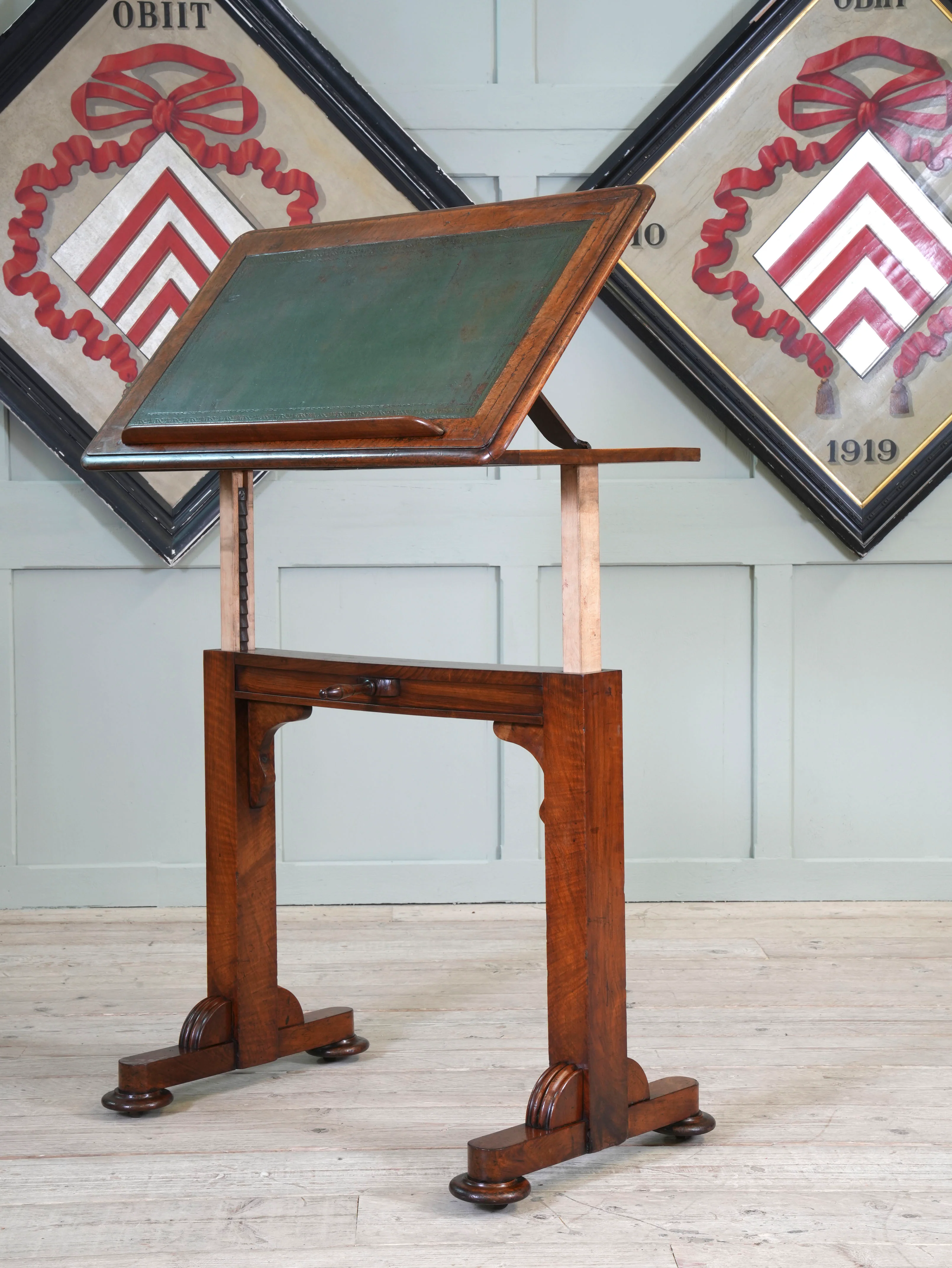 A Regency Mahogany Writing Table - Image 5