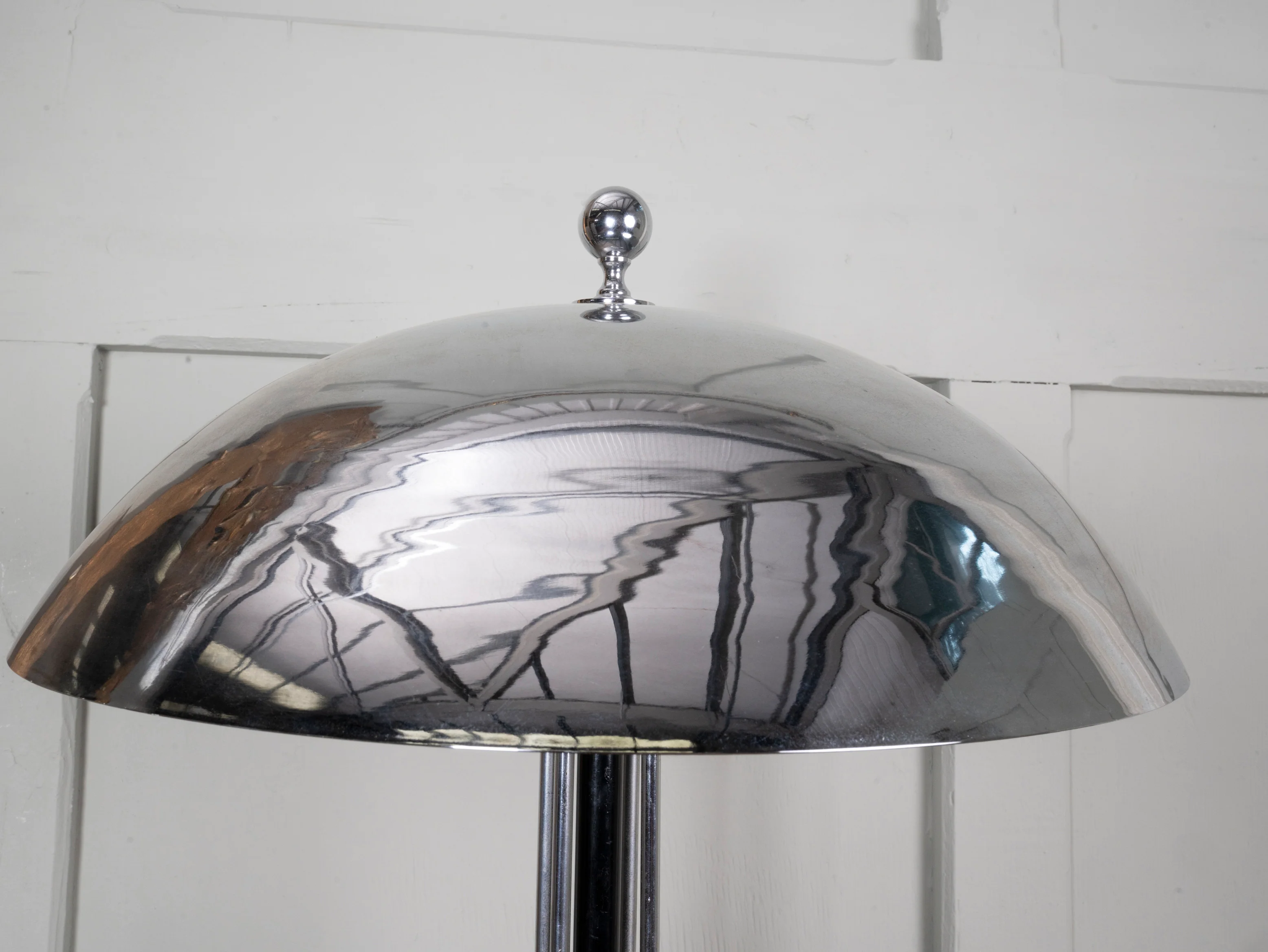 An Ebonised Beech & Nickel Plated Table Lamp - Image 8