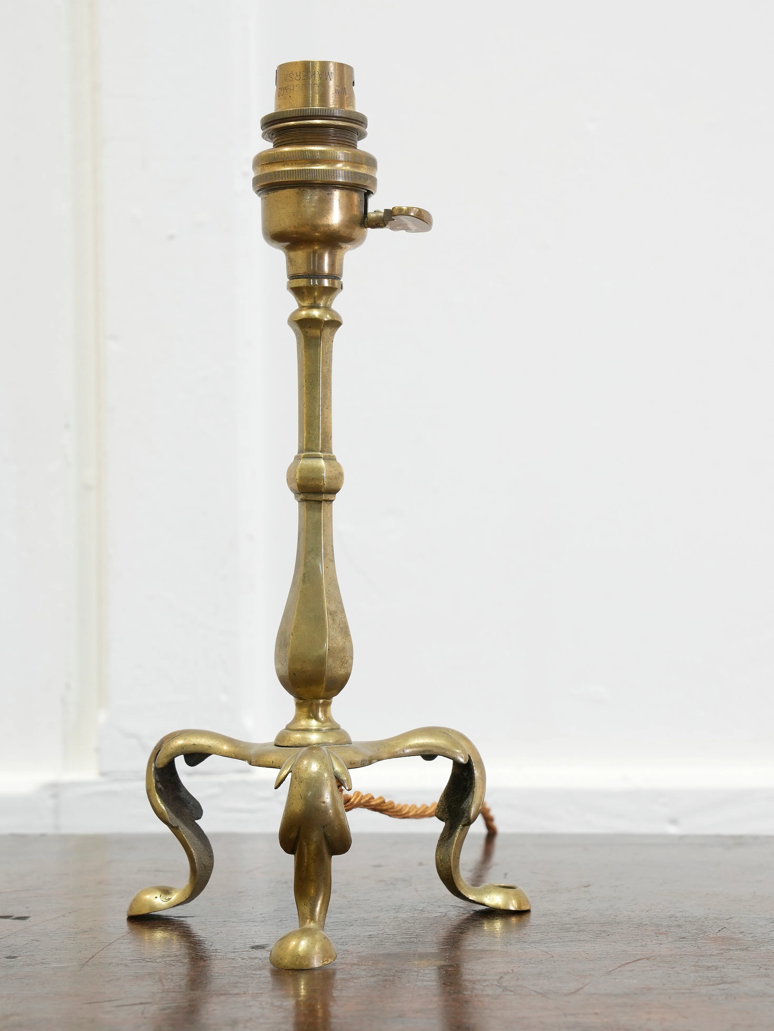 A Ships Pullman Table Lamp - Image 2