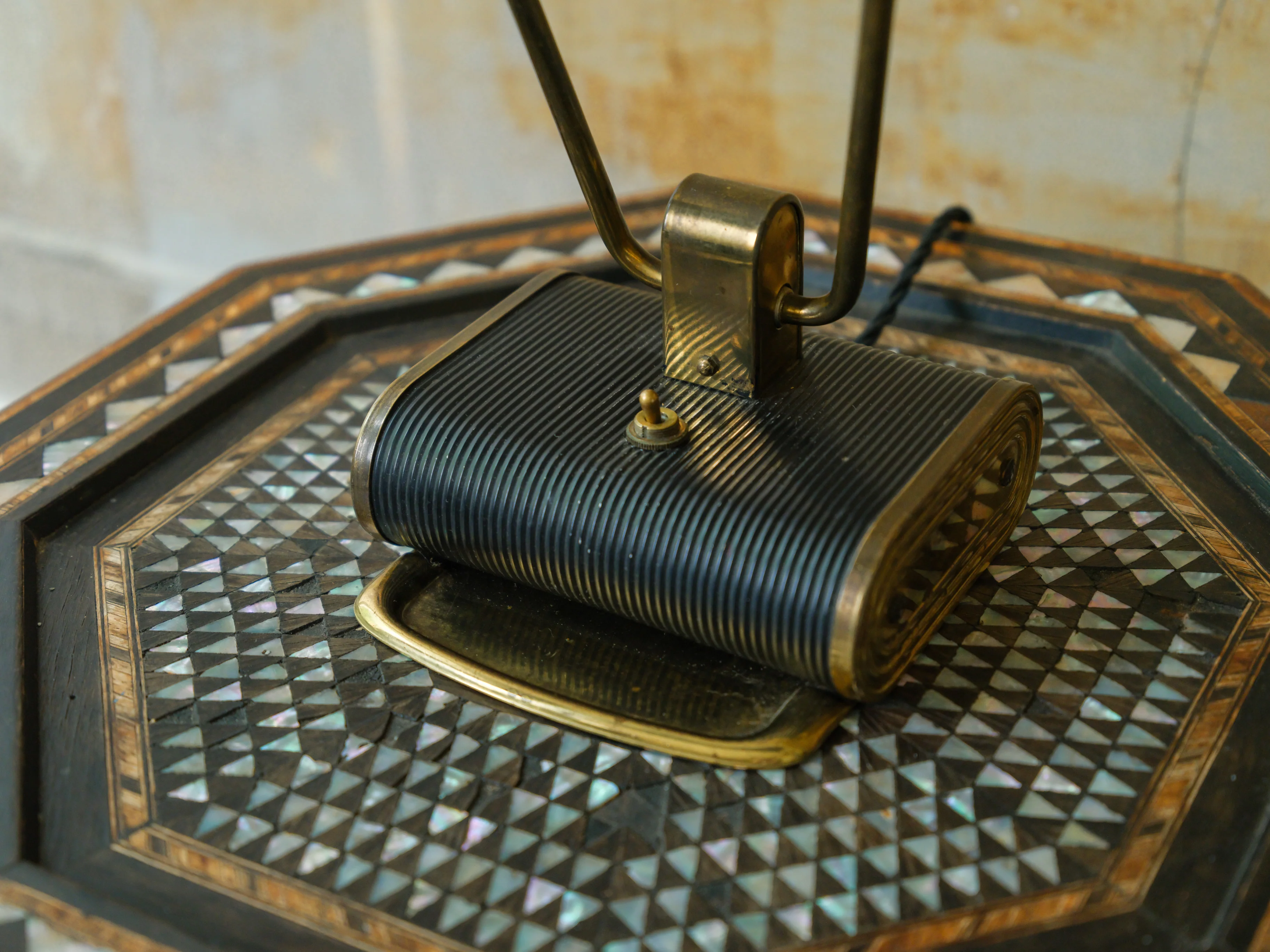 NO. 71  Eileen Gray Desk Light - Image 3