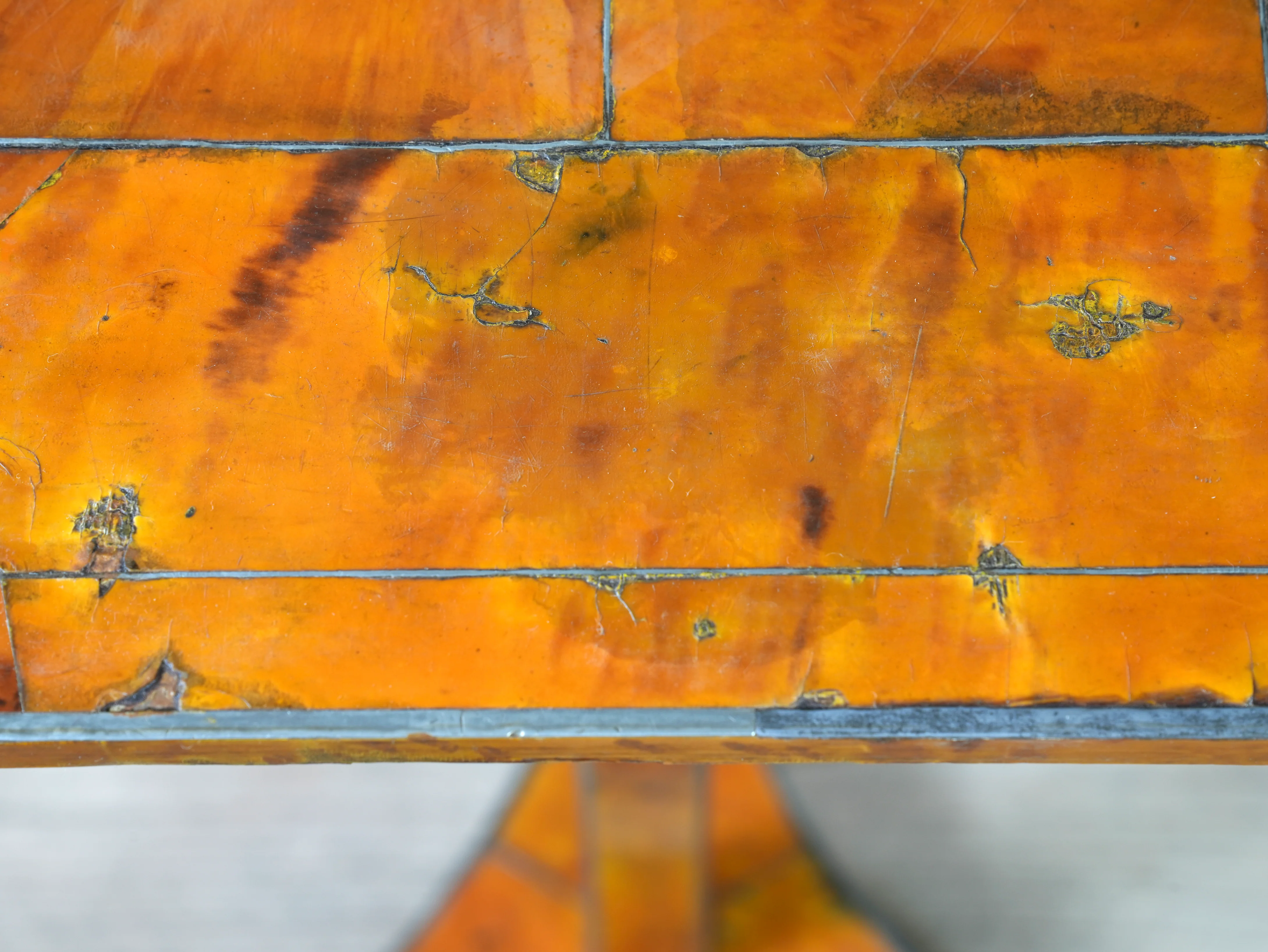 A Regency Tortoiseshell & Pewter Occasional Table - Image 9