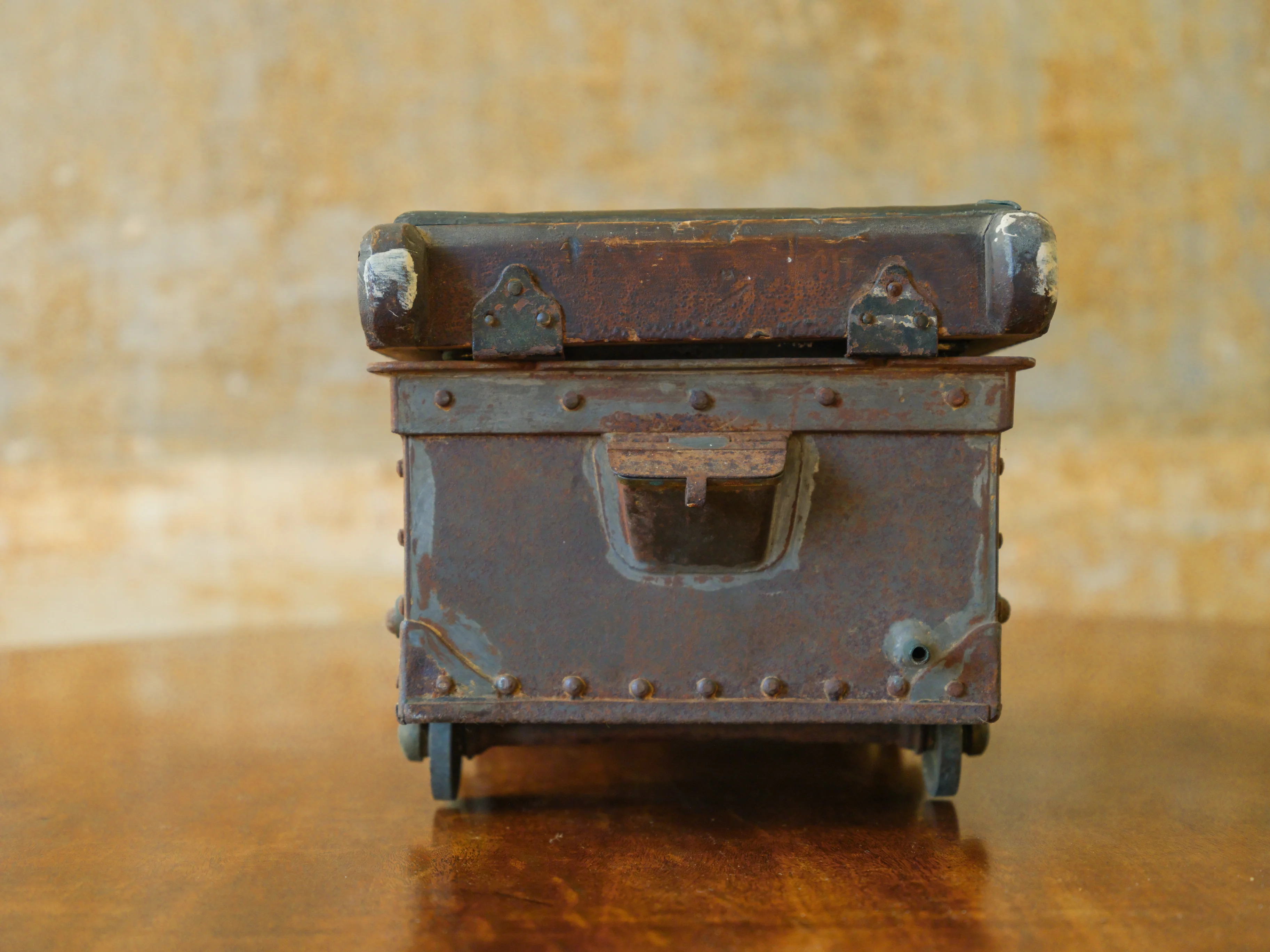 A 19th Century Cheese Vat Desk Model - Image 8