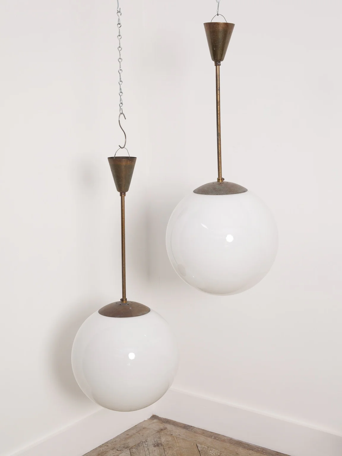 Two Large Opaline Pendants - Image 6